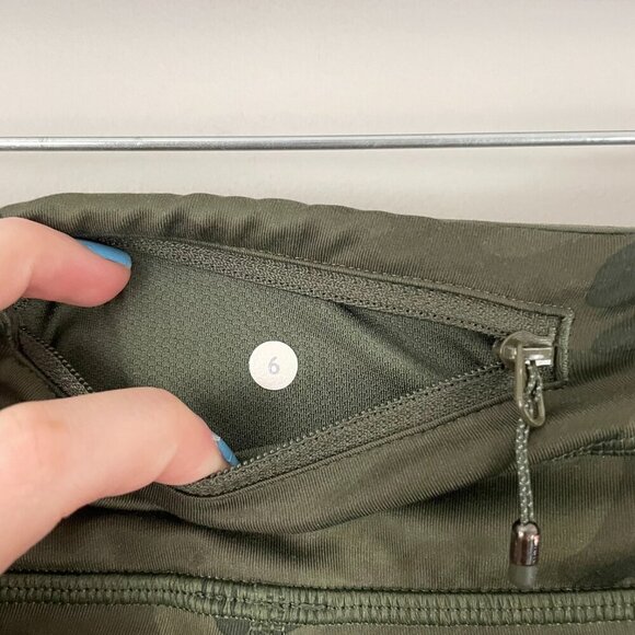 Lululemon Inspire Tight II Savasana Camo Leggings Size 6 - Picture 4 of 8